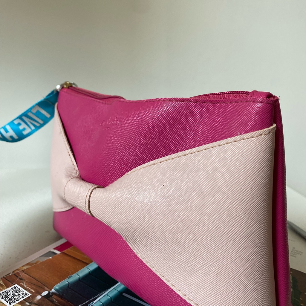 Elizabeth Arden Cosmetic Pouch